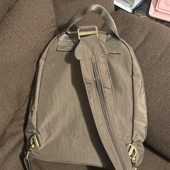 Bag - Picture 2 of 2